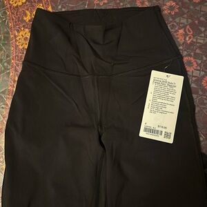 LULULEMON Groove SHR Flared Pants
